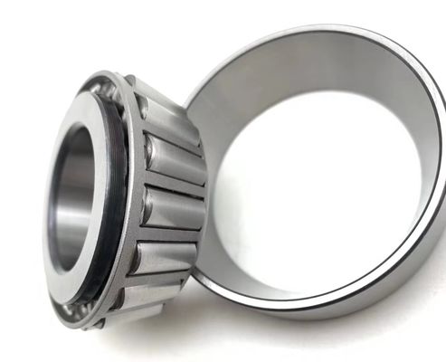 roulements à rouleaux coniques en acier chrome 30207 pour les machines automobiles et de construction