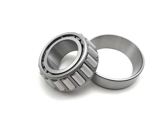 roulements à rouleaux coniques en acier chrome 30207 pour les machines automobiles et de construction