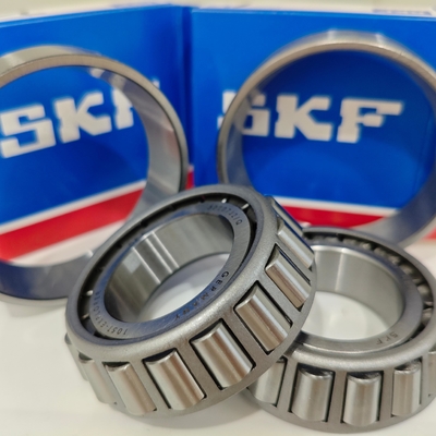 roulements à rouleaux coniques S.K.F. 30211 J2/Q pour machines de construction et laminage