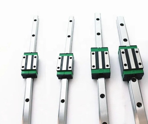 25mm CNC Rail HGH25CAZAC Guide linéaire à bloc carré avec une grande capacité d'approvisionnement