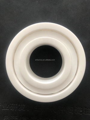 L'huile de lubrification et les roulements en céramique 6905