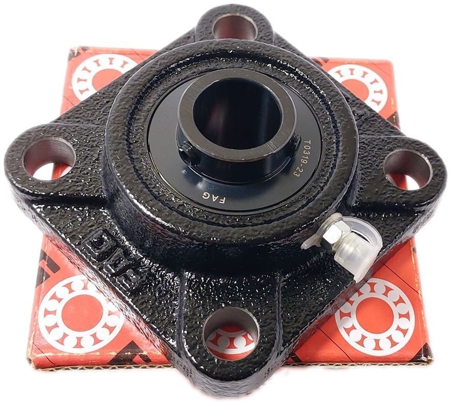 F.A.G. Porteurs industriels UCF207 pour tracteurs et machines de construction